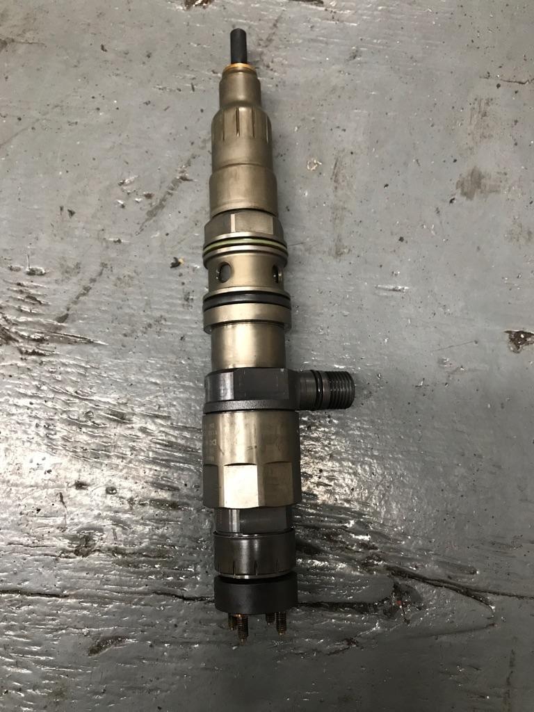 2013 Detroit DD15 Fuel Injector Payless Truck Parts