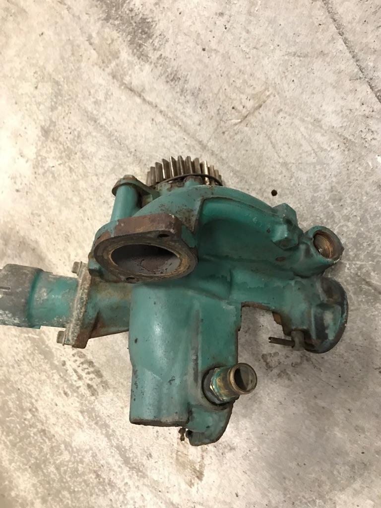 Volvo VED12 Water Pump Payless Truck Parts