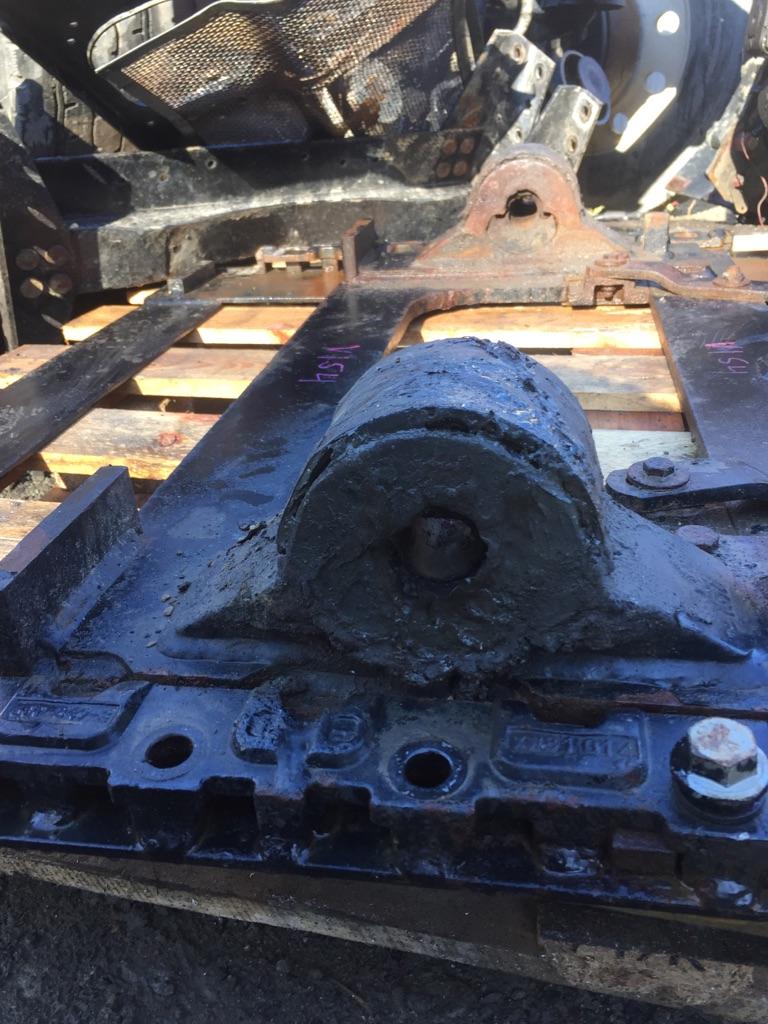 2016 Volvo Vnl Fifth Wheel Payless Truck Parts