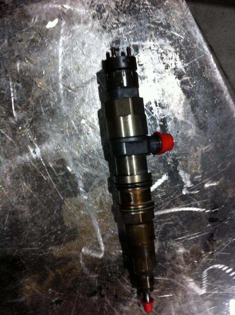 Detroit DD15 Fuel Injector Payless Truck Parts