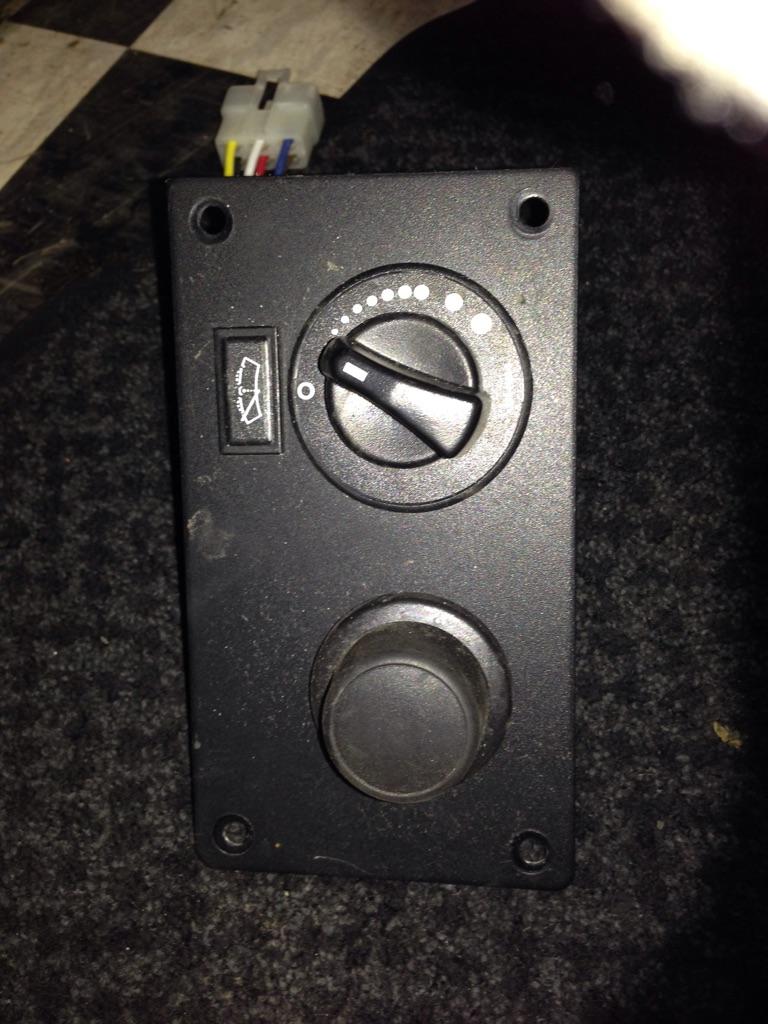 2017 Kenworth T370 Instrument Cluster | Payless Truck Parts