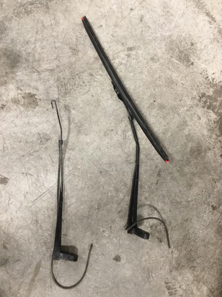 2015 Freightliner Cascadia Wiper Motor, Windshield Payless Truck Parts