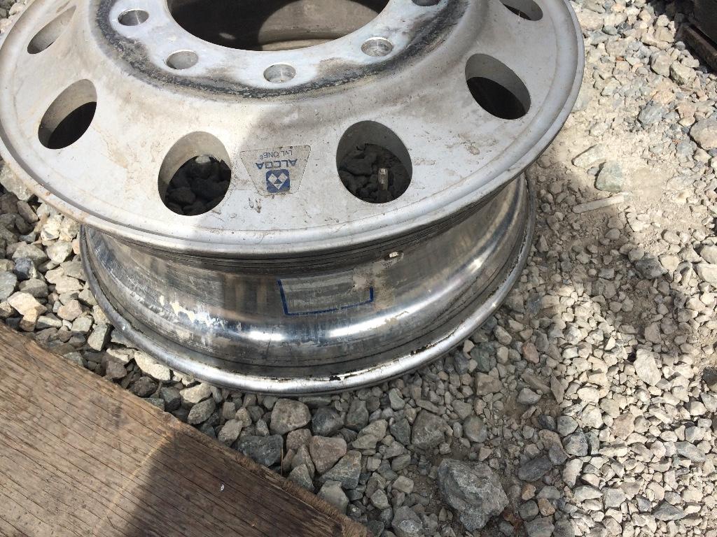 2016 Freightliner Cascadia Wheel Payless Truck Parts