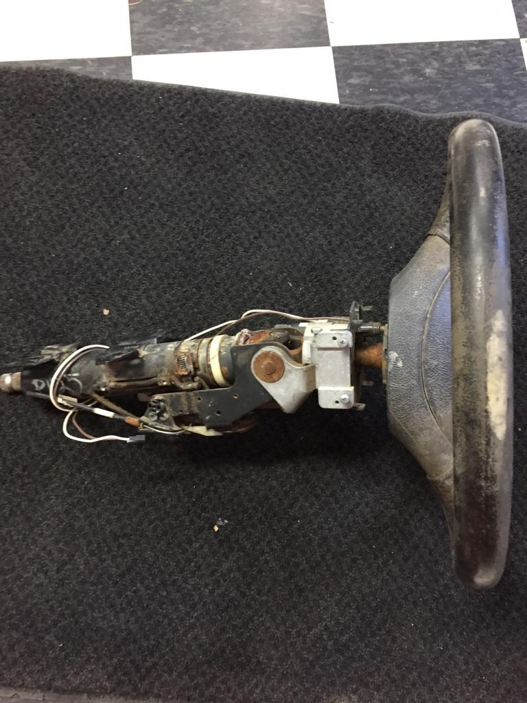 2006 Peterbilt 379 Steering Column Payless Truck Parts