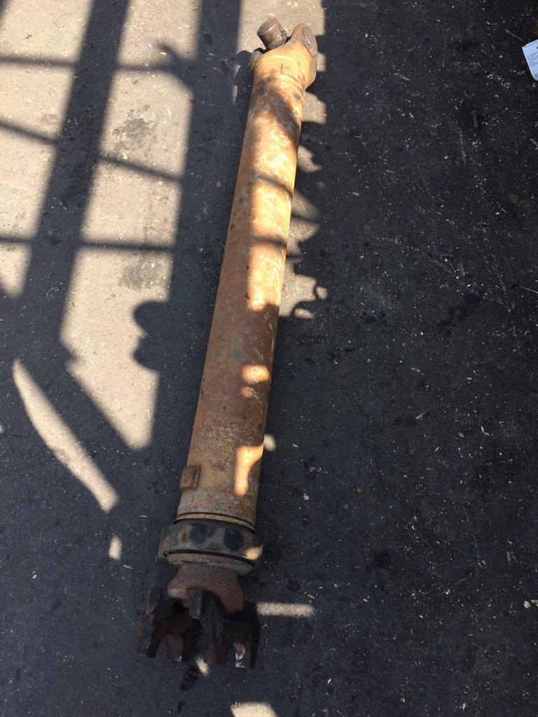 2006 Peterbilt 379 Drive Shaft, Front Payless Truck Parts
