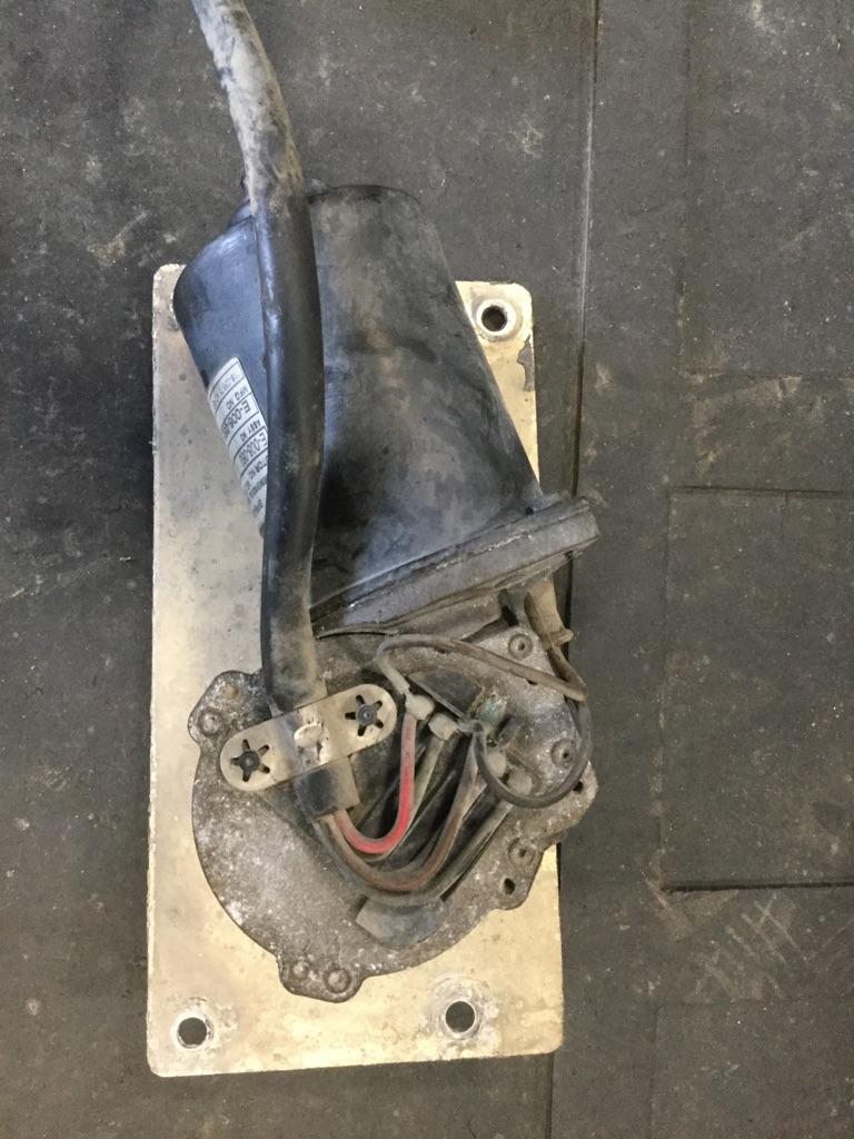 2004 Peterbilt 379 Wiper Motor, Windshield Payless Truck Parts