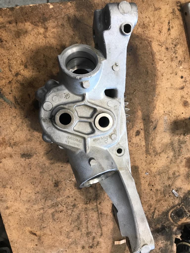 Volvo D16 SCR Oil Pump Payless Truck Parts