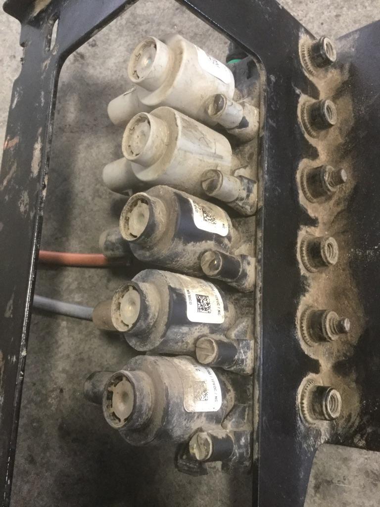 2018 Kenworth T680 Miscellaneous Parts Payless Truck Parts