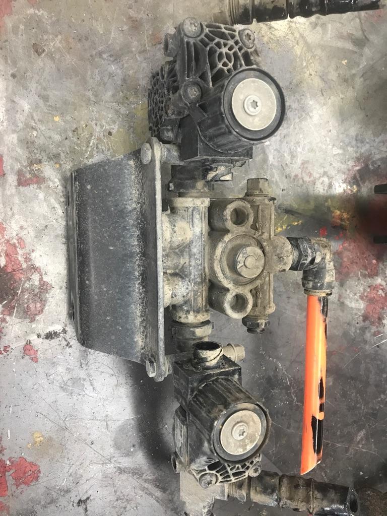 2018 Kenworth T680 Miscellaneous Parts Payless Truck Parts