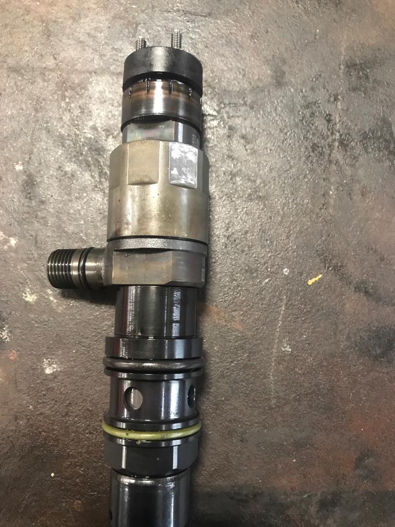 Detroit DD15 Fuel Injector Payless Truck Parts