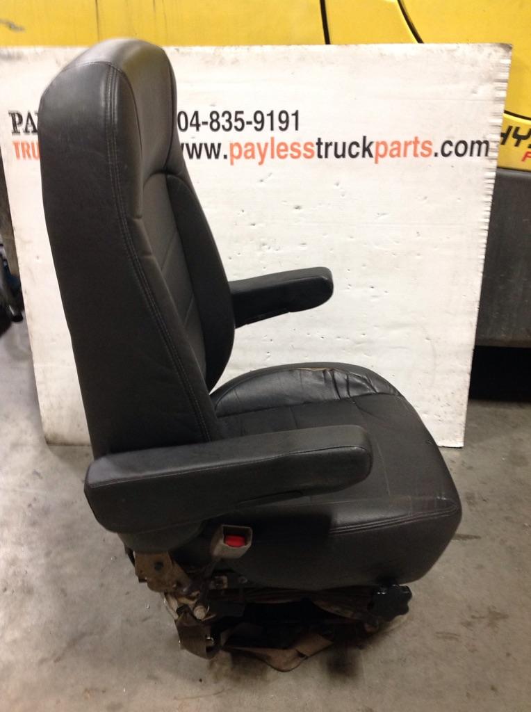 2008 Kenworth T800 Seat, Front Payless Truck Parts