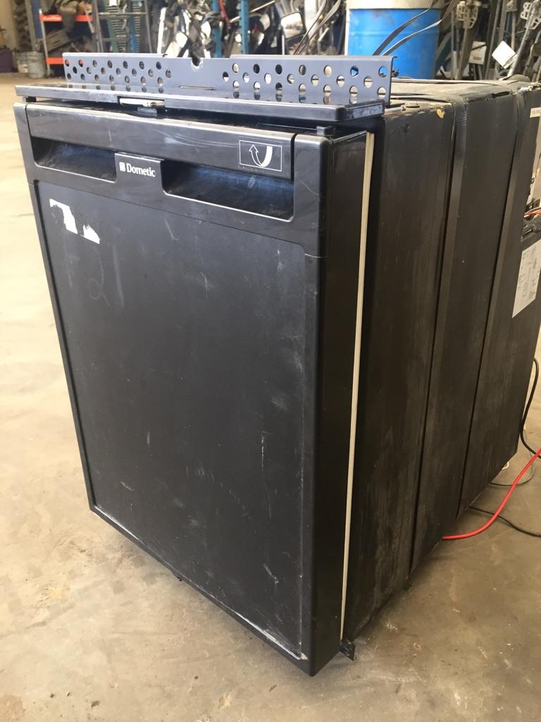 2016 Freightliner Cascadia Fridge Payless Truck Parts