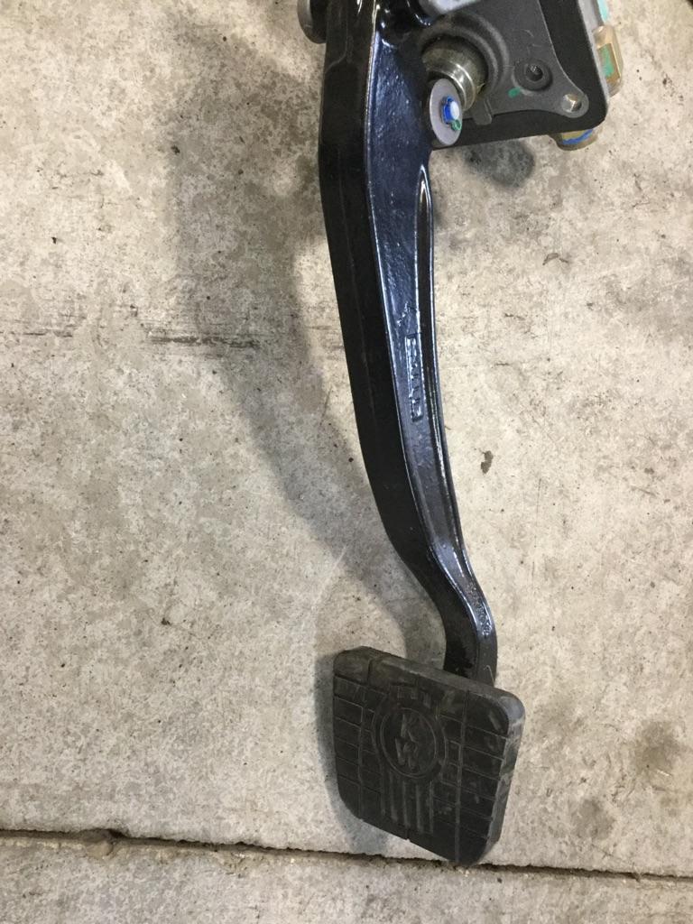 2017 Kenworth T680 VAVLE AIR BRAKE Payless Truck Parts