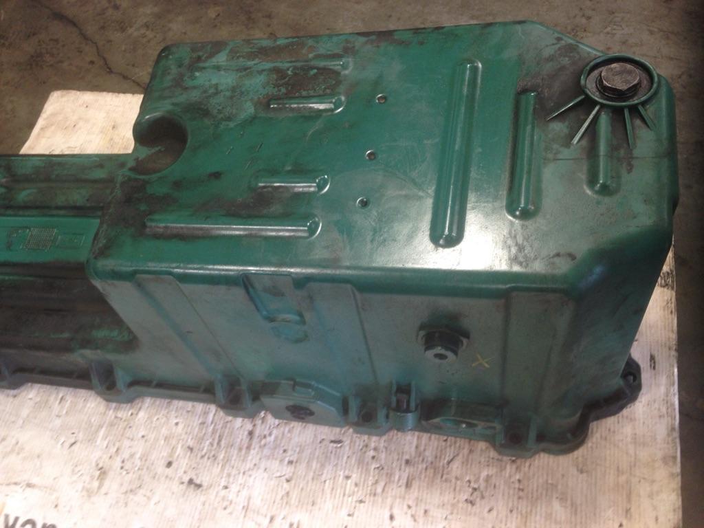 2007 Volvo D16 SCR Oil Pan Payless Truck Parts