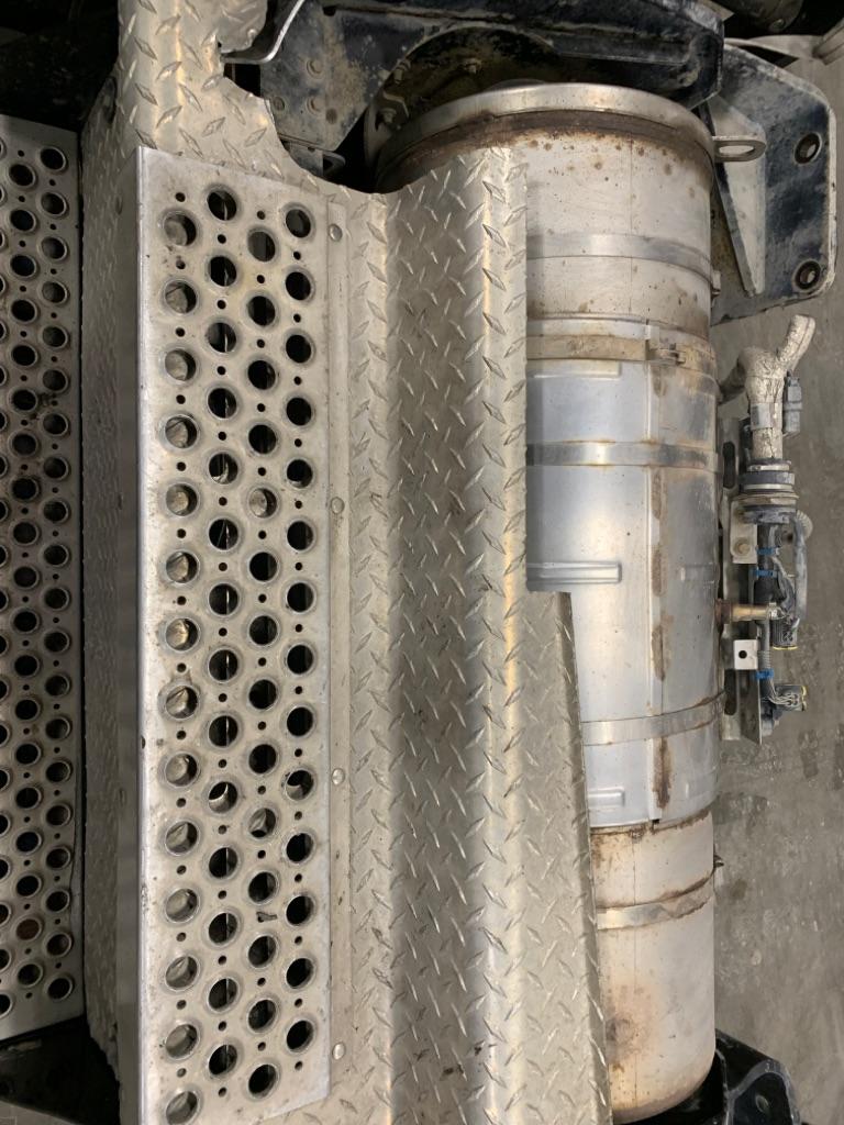 2015 Kenworth T800 DPF(Diesel Particulate Filter) | Payless Truck Parts