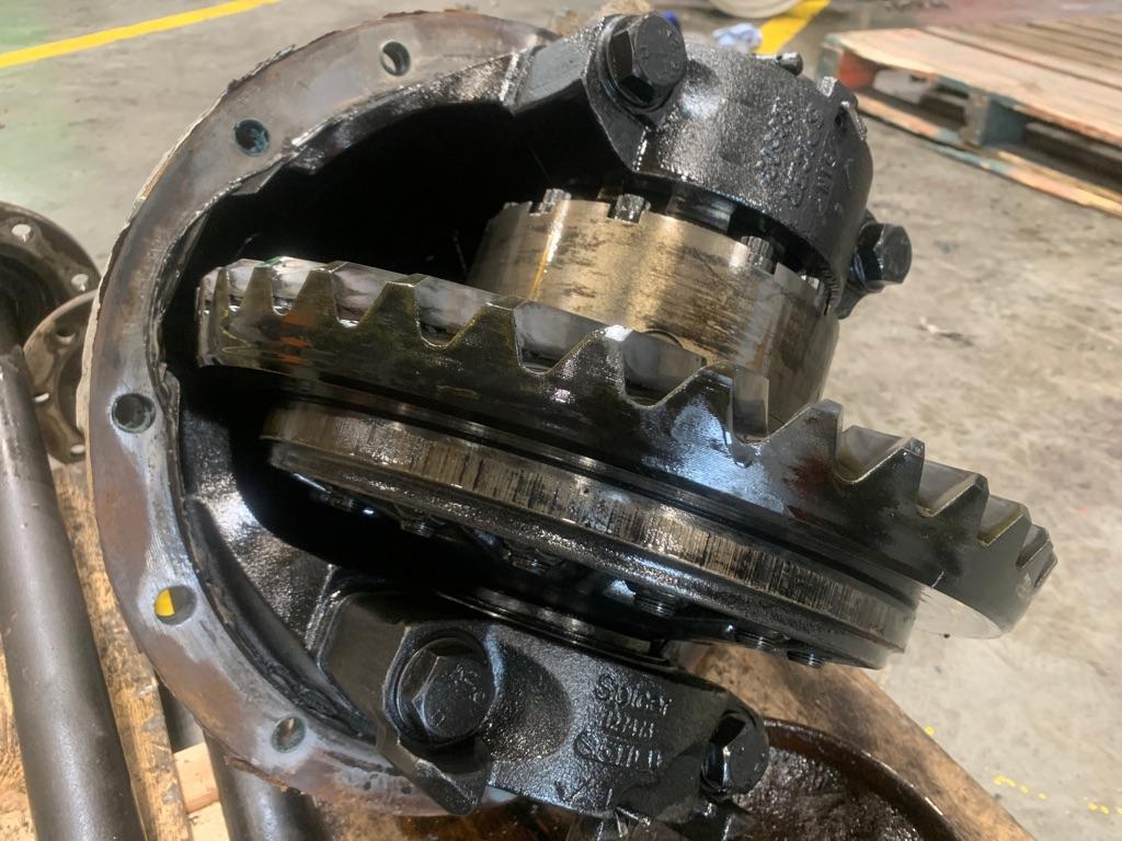 Eaton Differential Assembly (Rear, Rear) | Payless Truck Parts