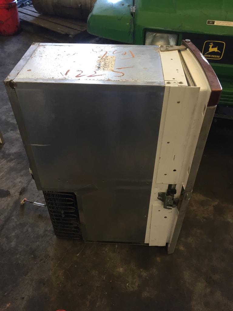 2007 Volvo Vn Fridge Payless Truck Parts