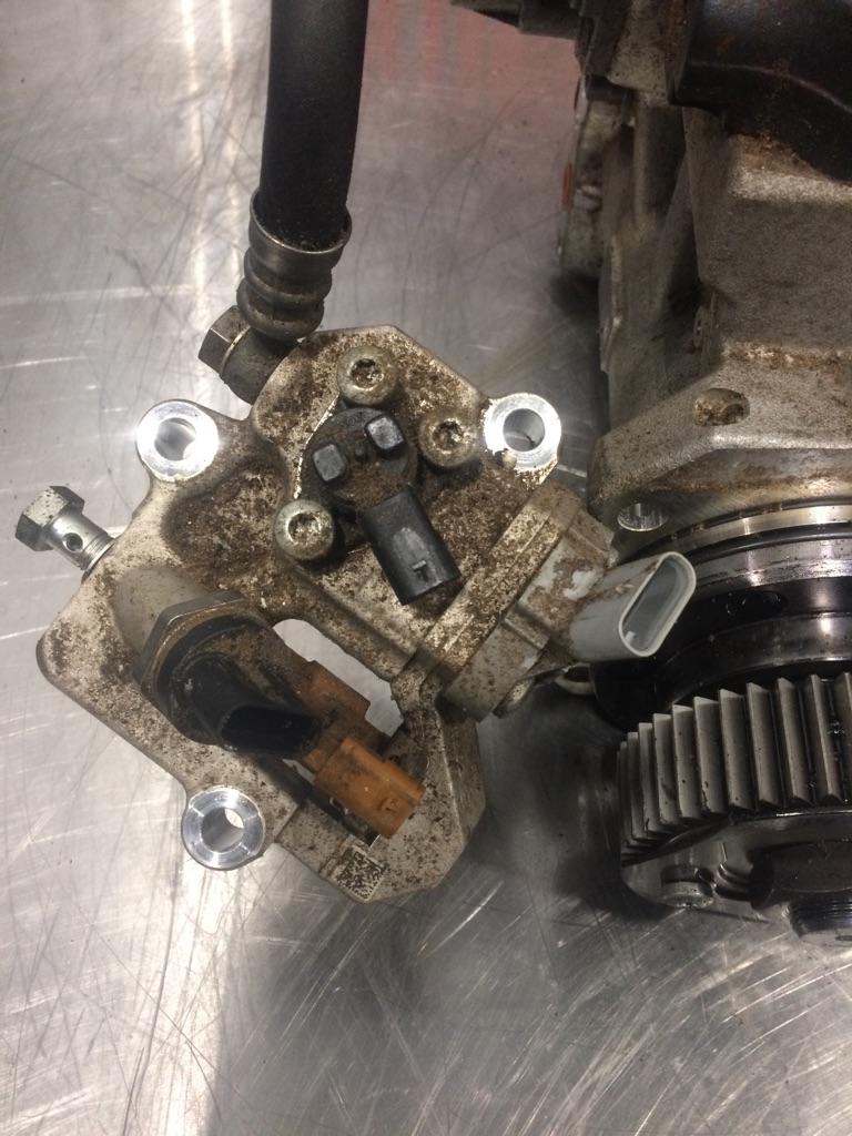 2020 Detroit DD15 Fuel Pump (Injection) Payless Truck Parts