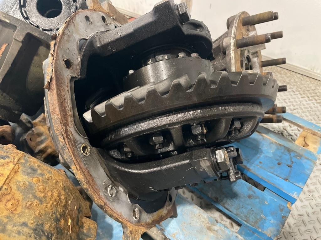 2018 Freightliner Cascadia Differential Assembly (Rear, Rear) | Payless ...