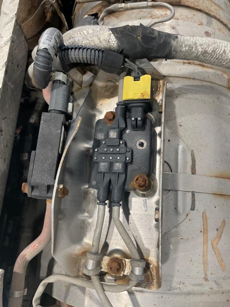 2016 Kenworth T880 DPF(Diesel Particulate Filter) Payless Truck Parts