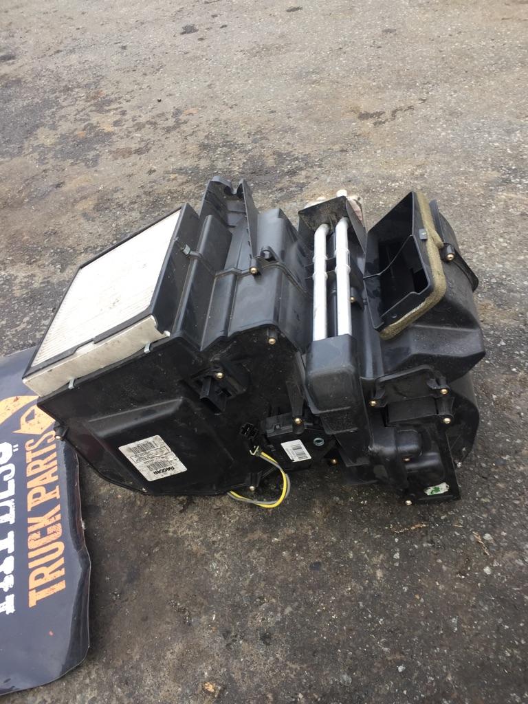 2016 Kenworth T680 Heater Core Payless Truck Parts