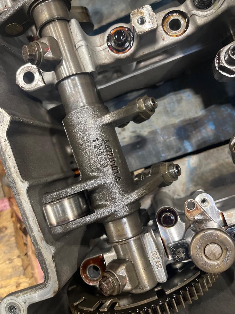 Detroit DD15 Rocker Arm | Payless Truck Parts