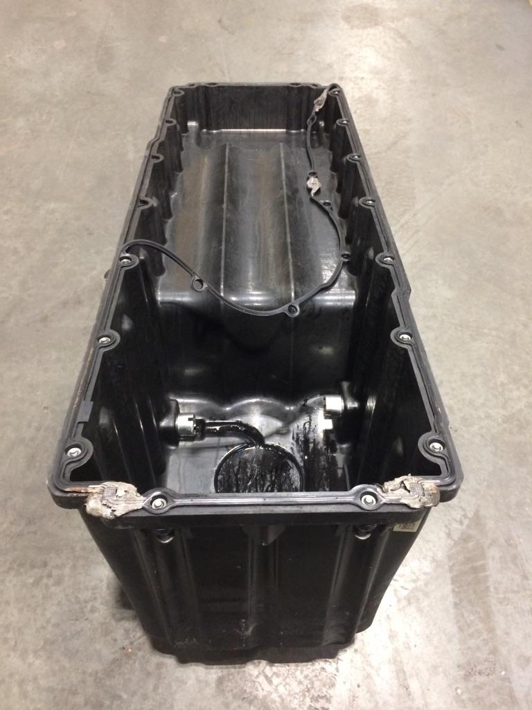 Detroit DD15 Oil Pan Payless Truck Parts