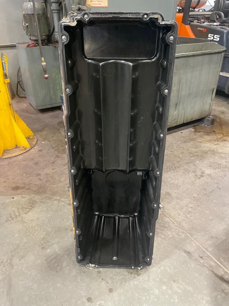 2017 Detroit DD15 Oil Pan Payless Truck Parts