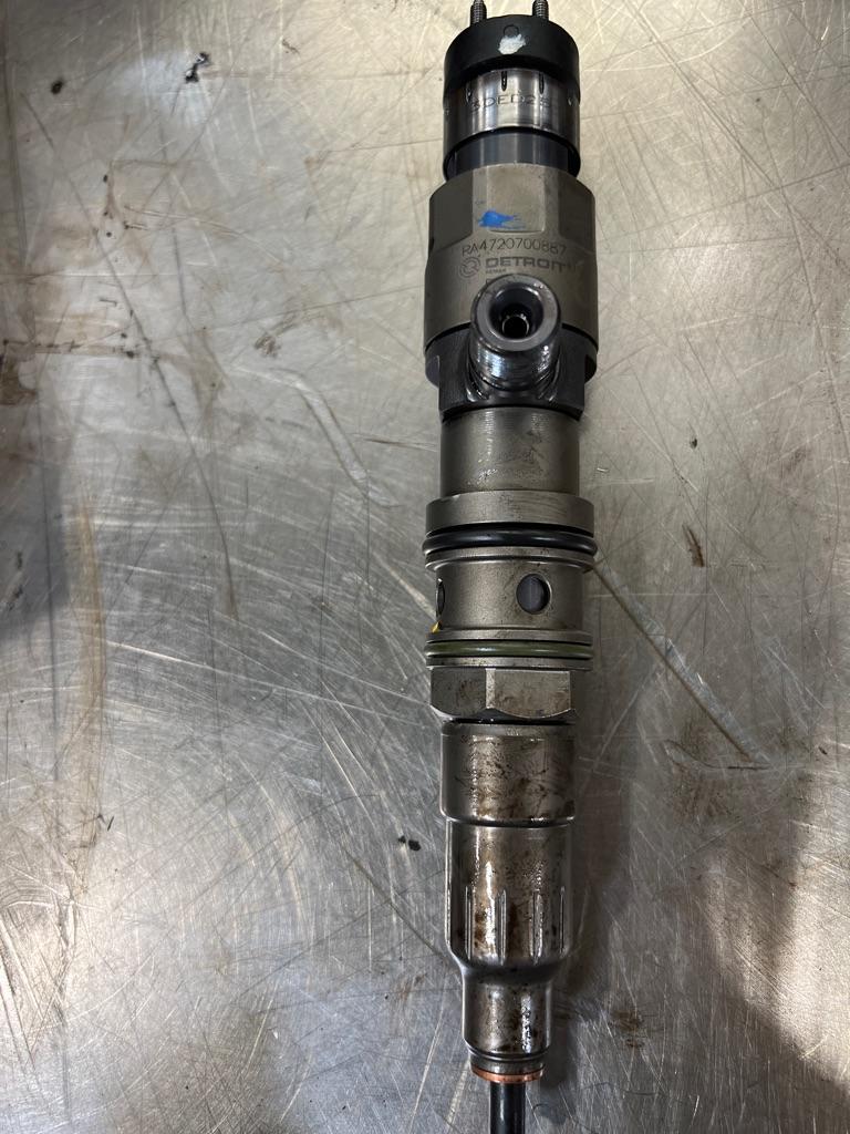 Detroit DD15 Fuel Injector Payless Truck Parts